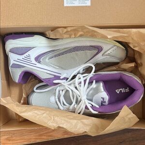 FILA Women's White and Lavender Sneakers